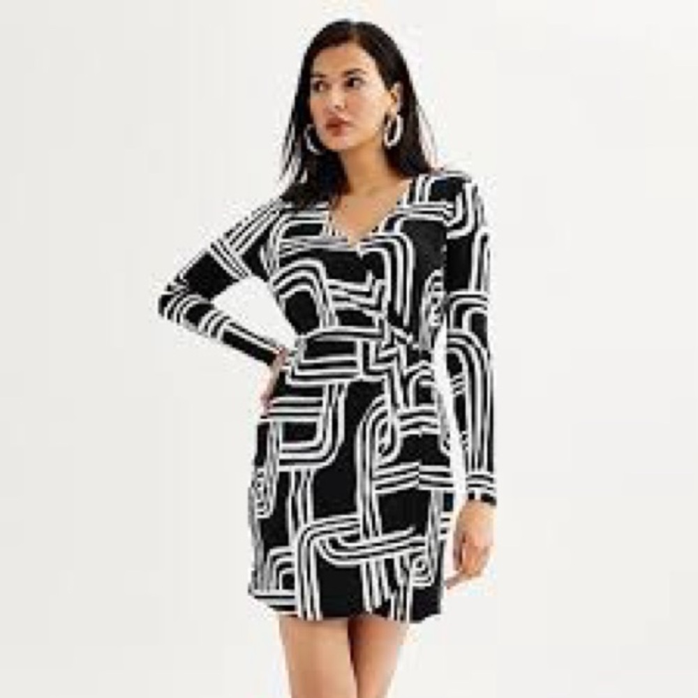 Nine West Black and White‎ Geometric Long-Sleeve Wrap Dress - Picture 5 of 5